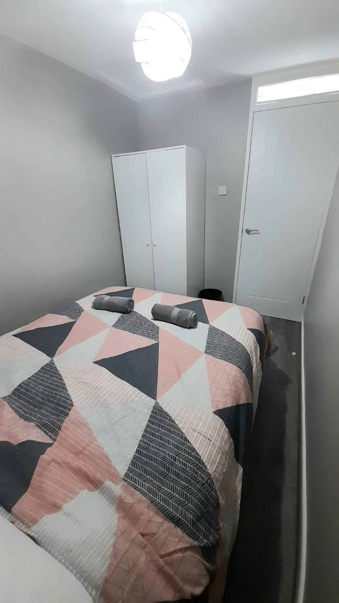 293 Holiday Home- Free On Site Parking Belfast Bagian luar foto