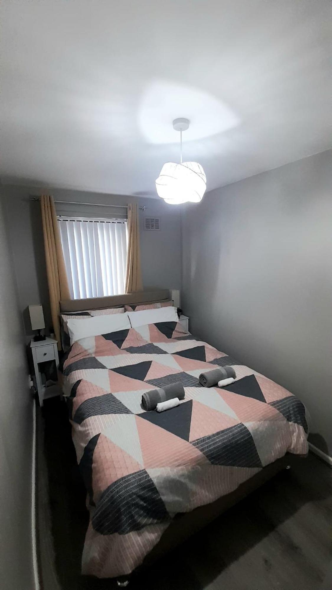 293 Holiday Home- Free On Site Parking Belfast Bagian luar foto